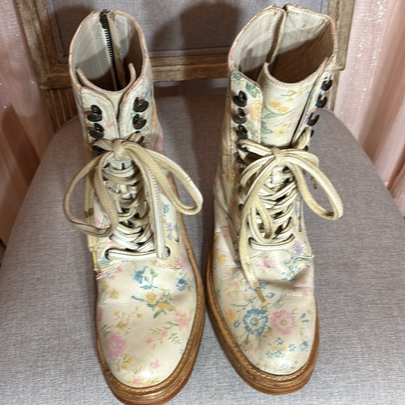 FREE PEOPLE Floral lace up boot 👢 Leather - Picture 6 of 13